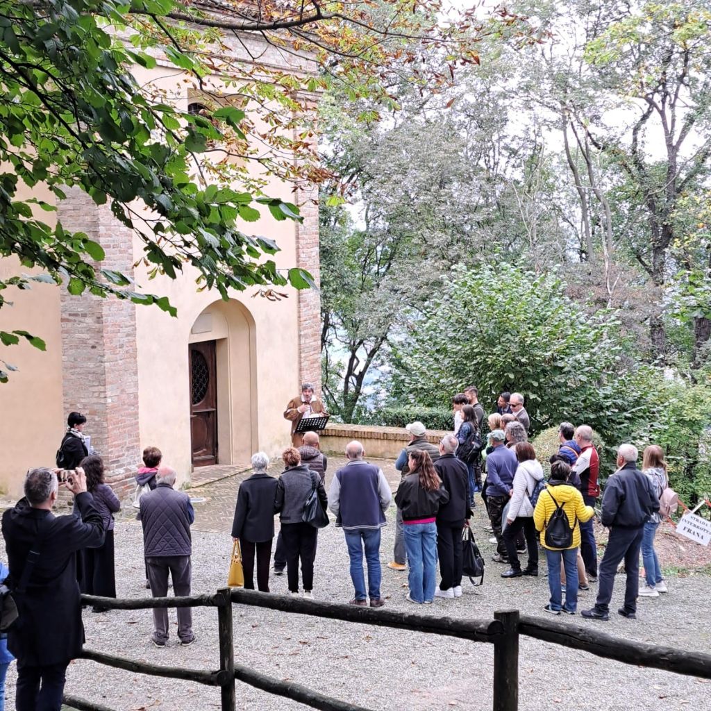 Crea: passeggiata teatrale